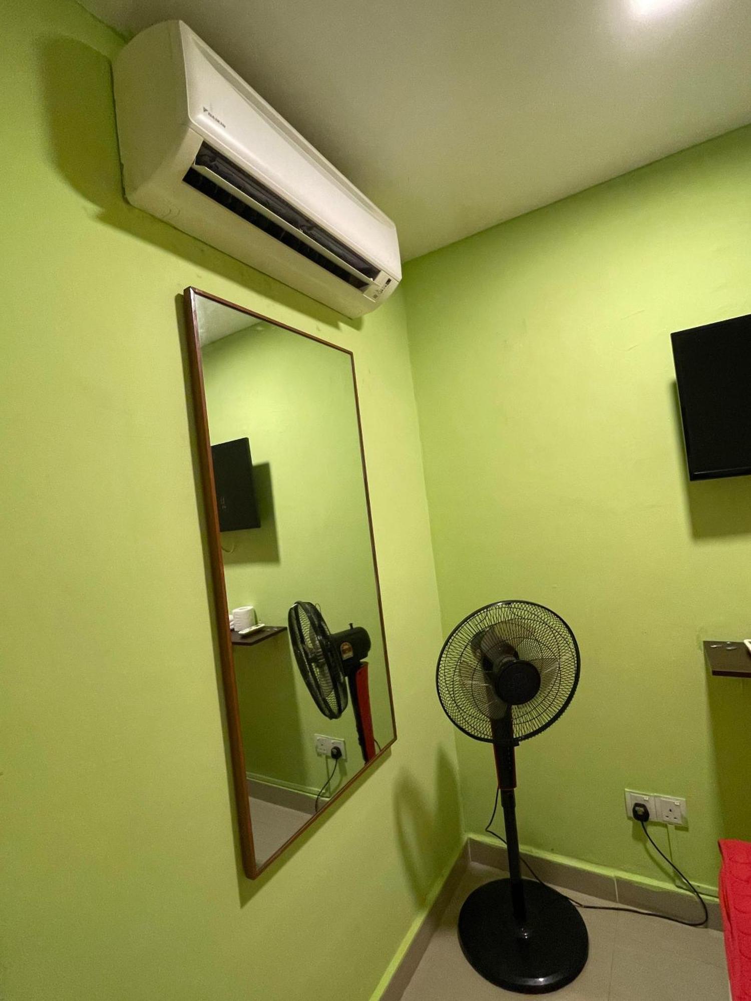 Hotel Rim Global Subang Subang Jaya Exterior photo